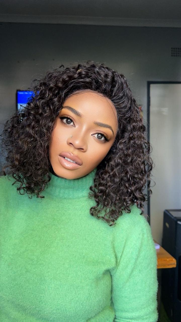 14'' Short Curly Bob